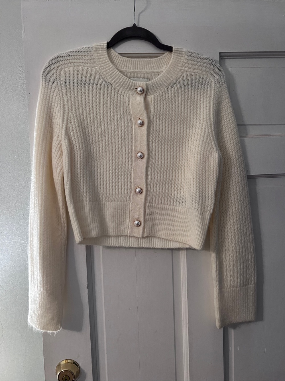 Abercrombie & Fitch Pearl-Button Cream Ribbed Cardigan